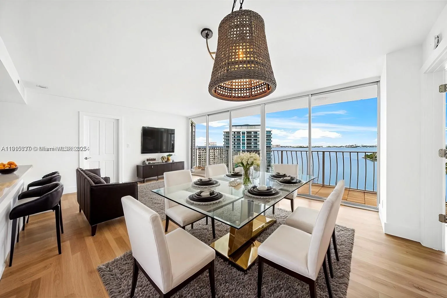 2 bedroom 2 bath for sale at 7601 E Treasure Dr # 1915, North Bay Village FL 33141