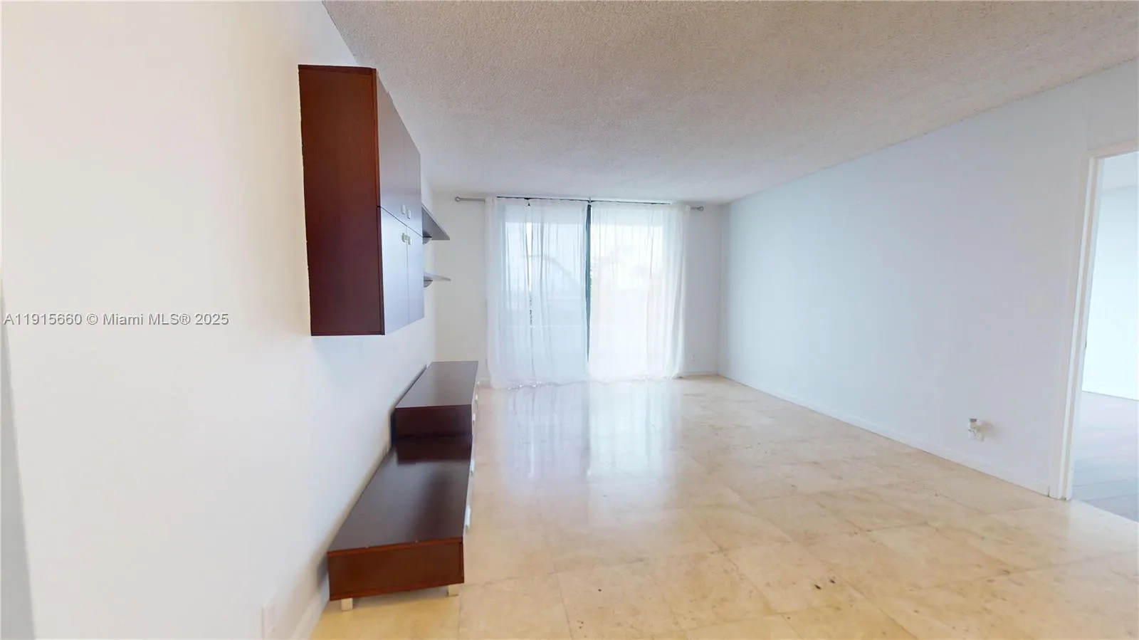500 Three Islands Blvd # 408, Hallandale Beach FL 33009