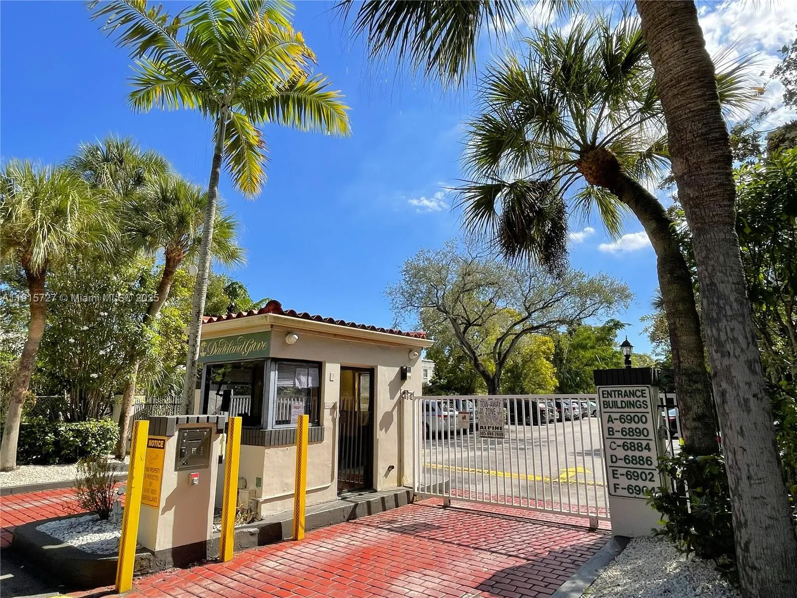 6904 N Kendall Dr # F408, Pinecrest FL 33156