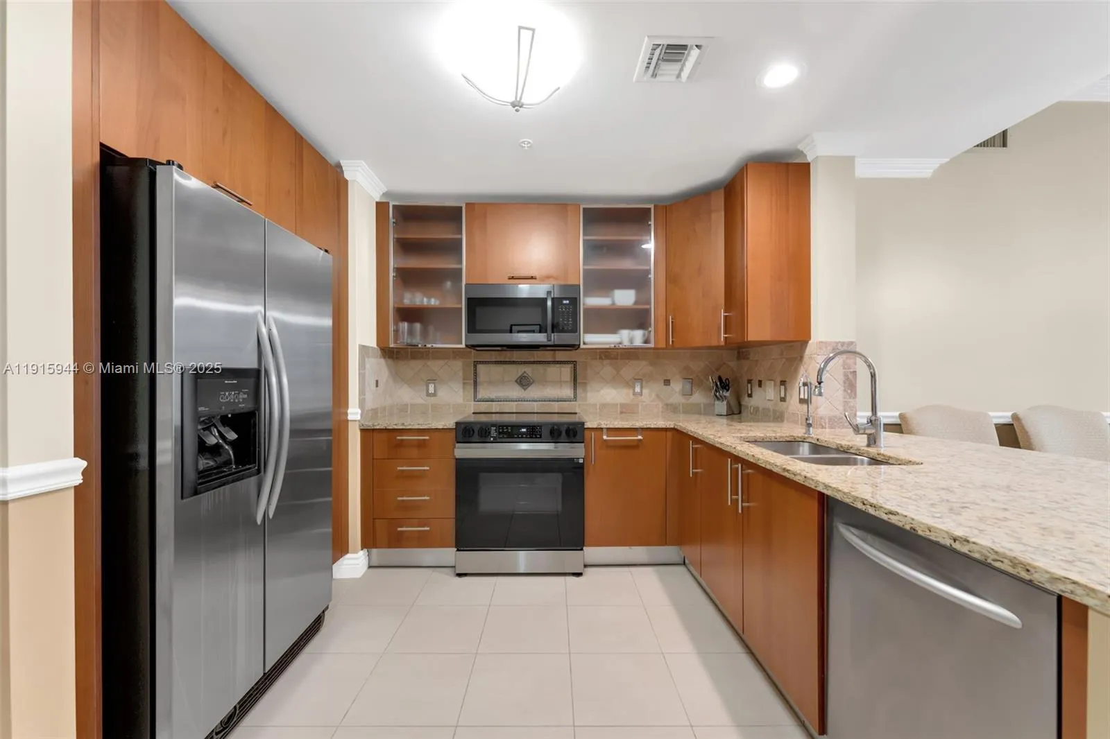 1945 S Ocean Dr # 604, Hallandale Beach FL 33009