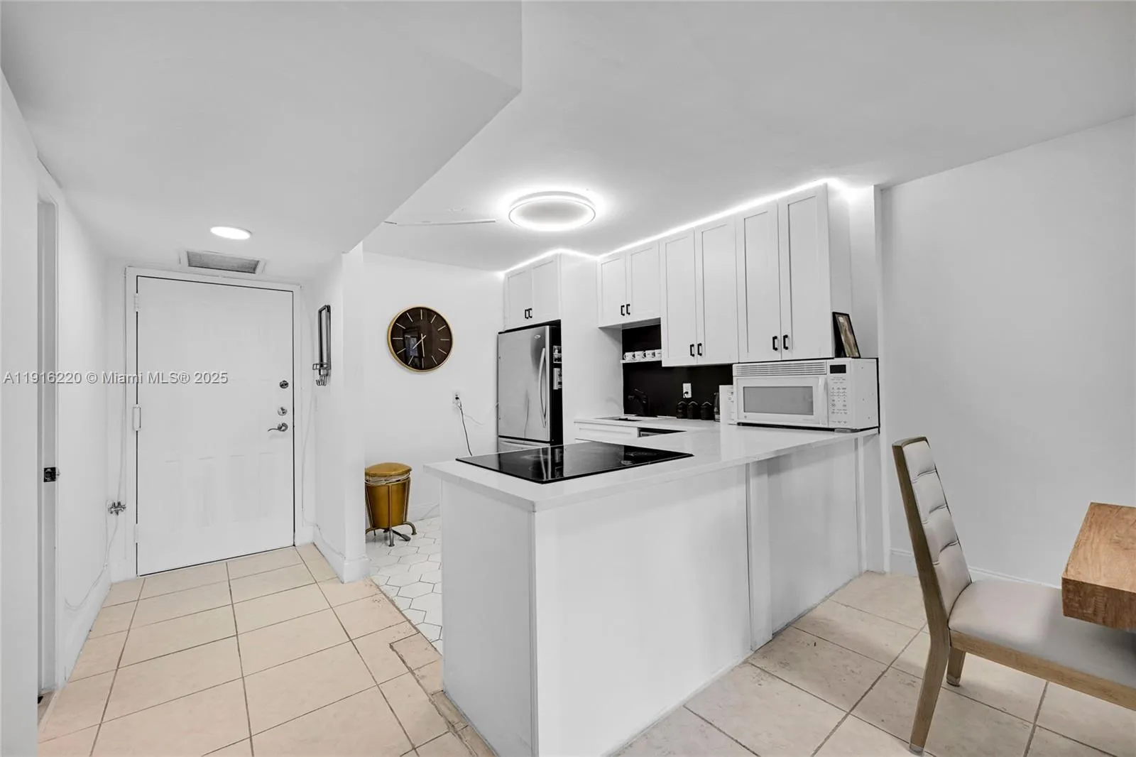 400 Leslie Dr # 605, Hallandale Beach FL 33009