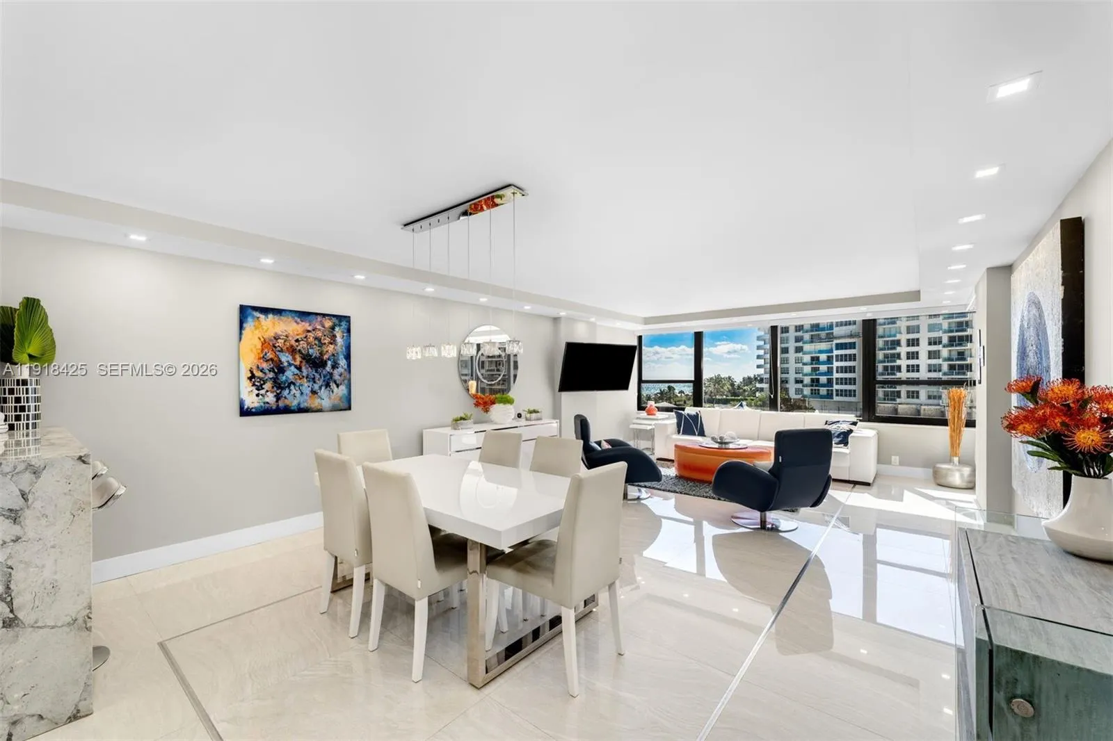 2 bedroom 2 bath for sale at 5225 Collins Ave # 603, Miami Beach FL 33140