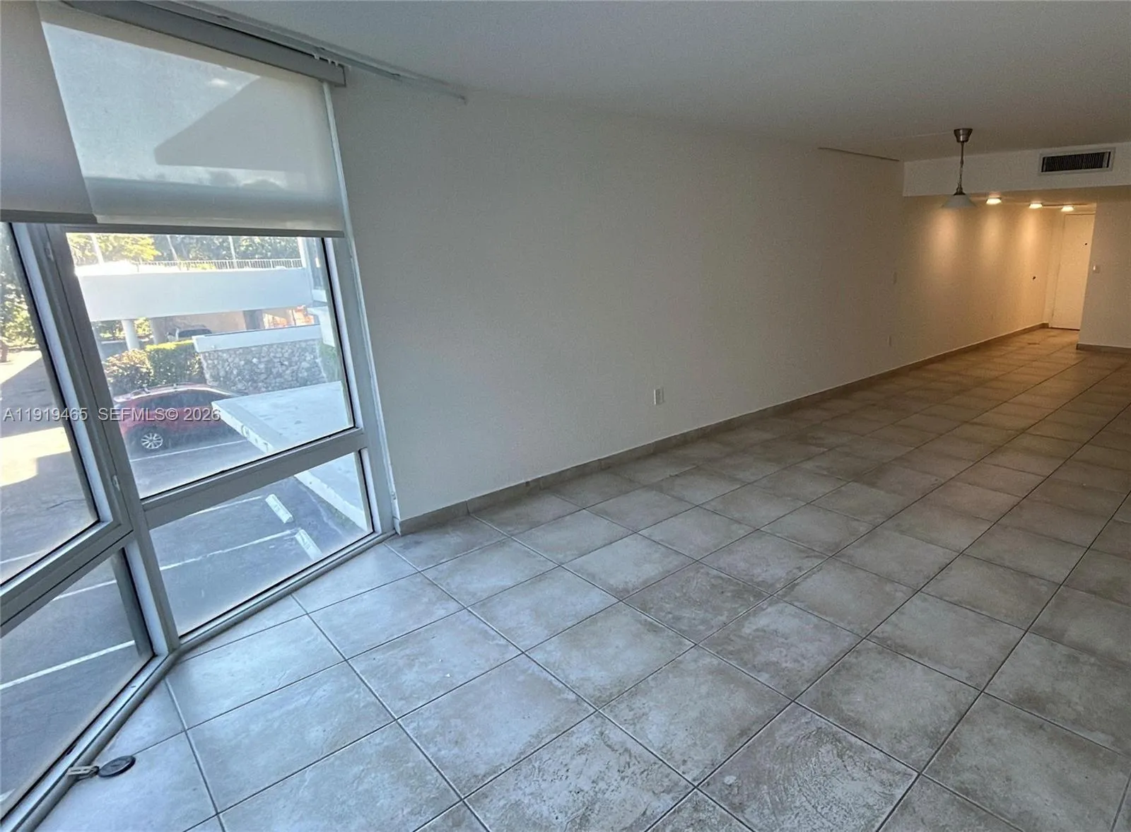 3375 N Country Club Dr # 102, Aventura FL 33180