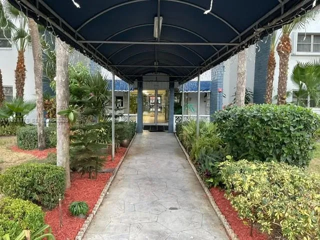 4770 NW 21st St # 208, Lauderhill FL 33313