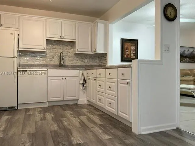 4770 NW 21st St # 208, Lauderhill FL 33313