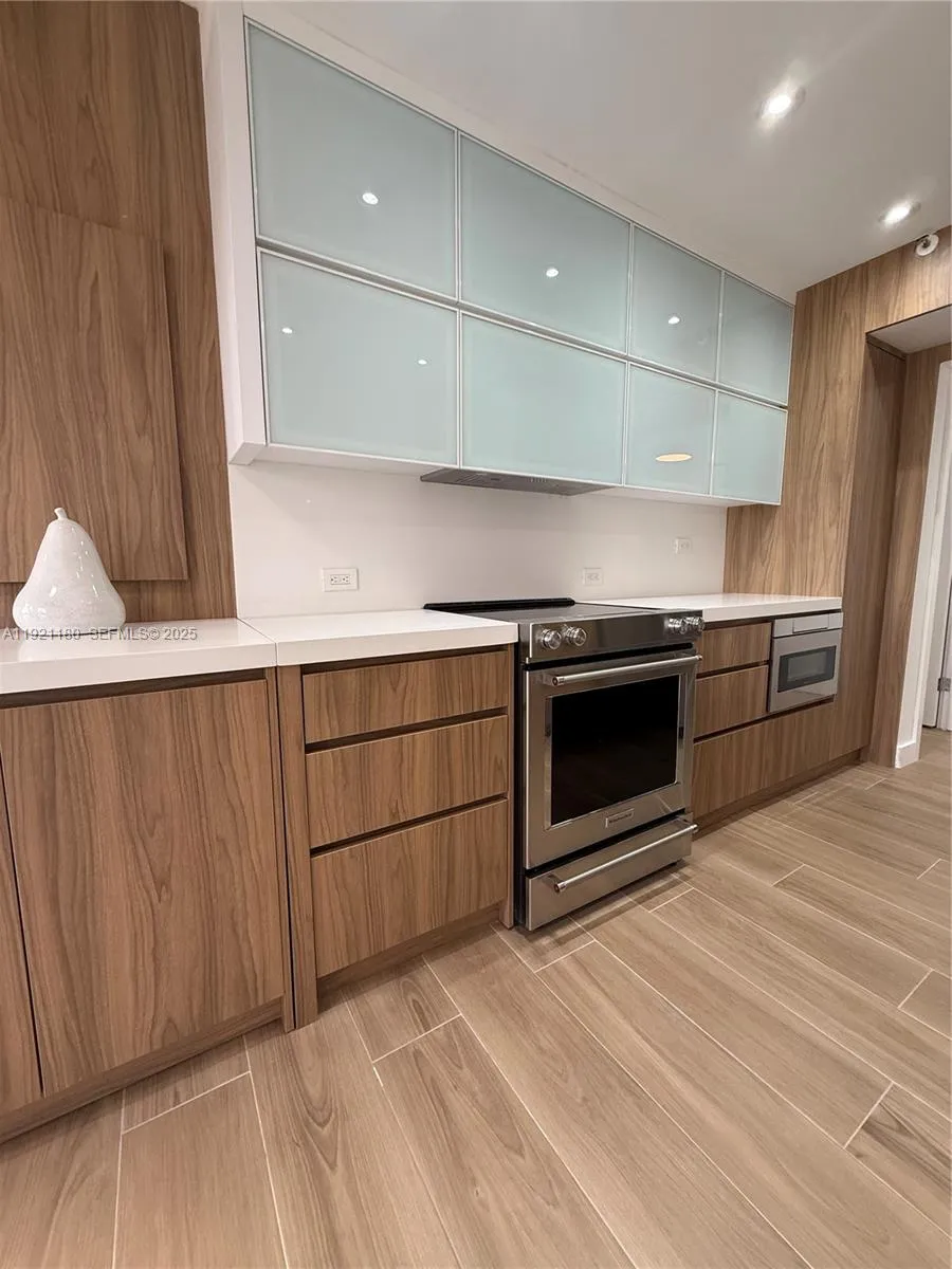 20191 E Country Club Dr # 504, Aventura FL 33180