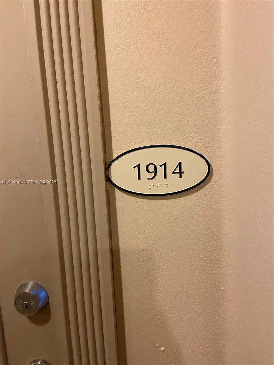 3370 Hidden Bay Dr # 1914, Aventura FL 33180