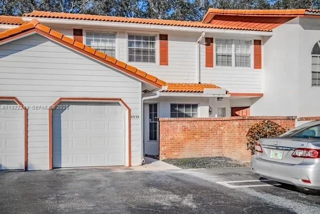 3 bedroom 2 bath for sale at 8939 NW 23rd St # 8939, Coral Springs FL 33065