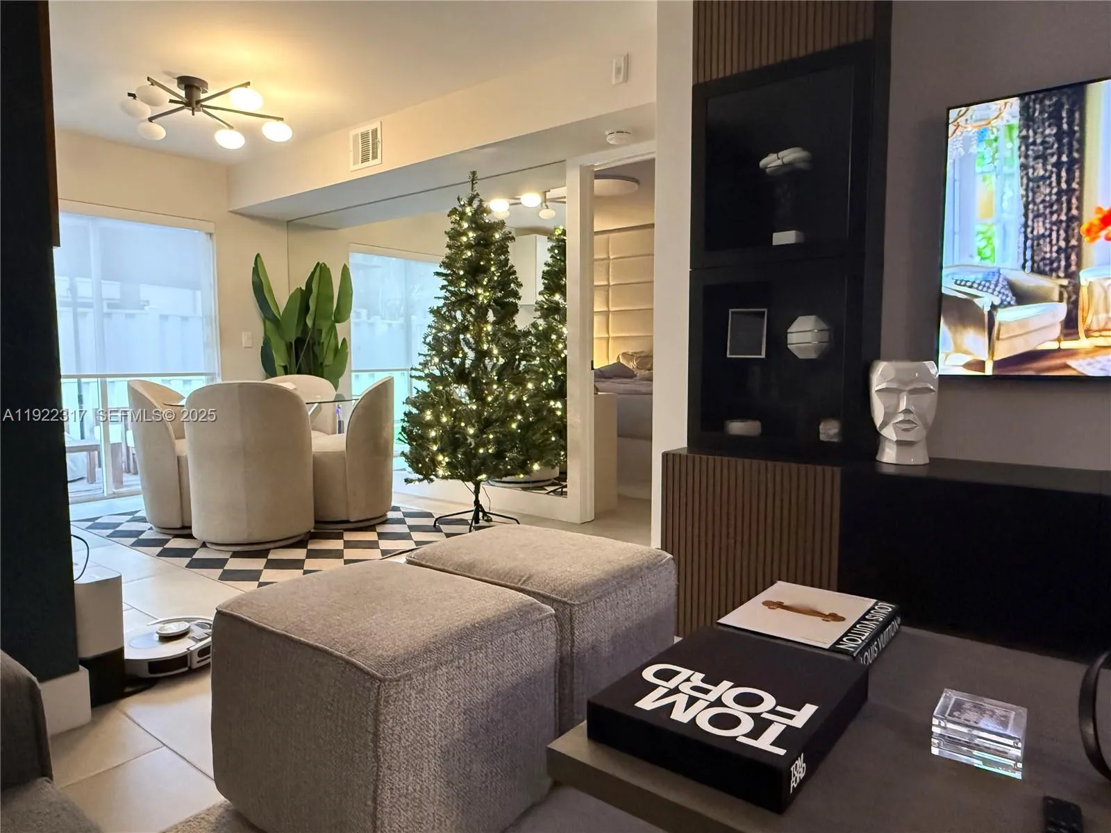 3 bedroom 2 bath for sale at 7775 NW 22nd Street # 101, Pembroke Pines FL 33024