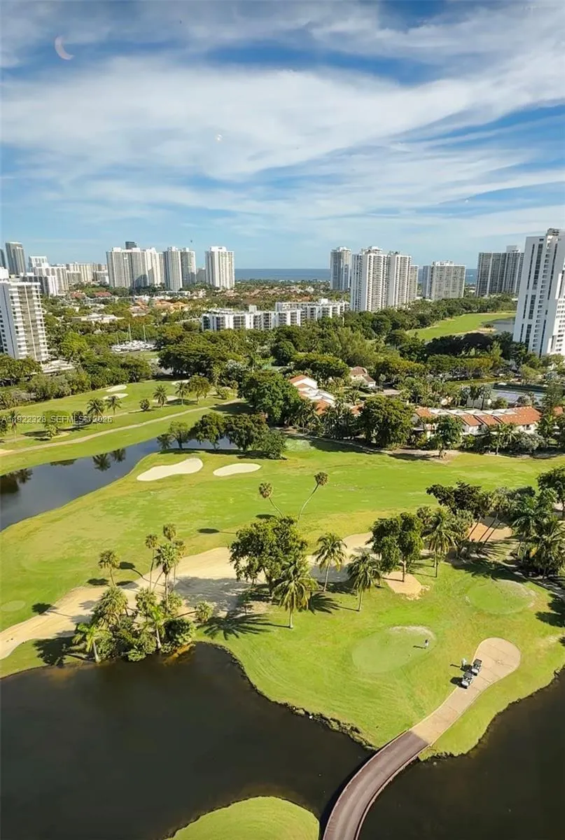 20379 W Country Club Dr # 2333, Aventura FL 33180