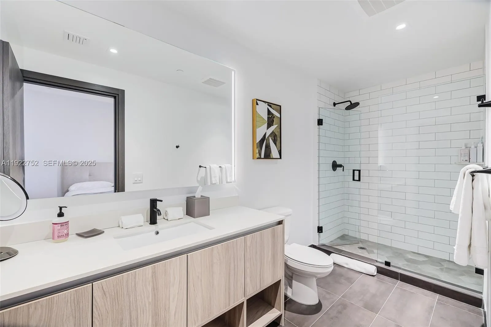 398 NE 5th St # 2319, Miami FL 33132