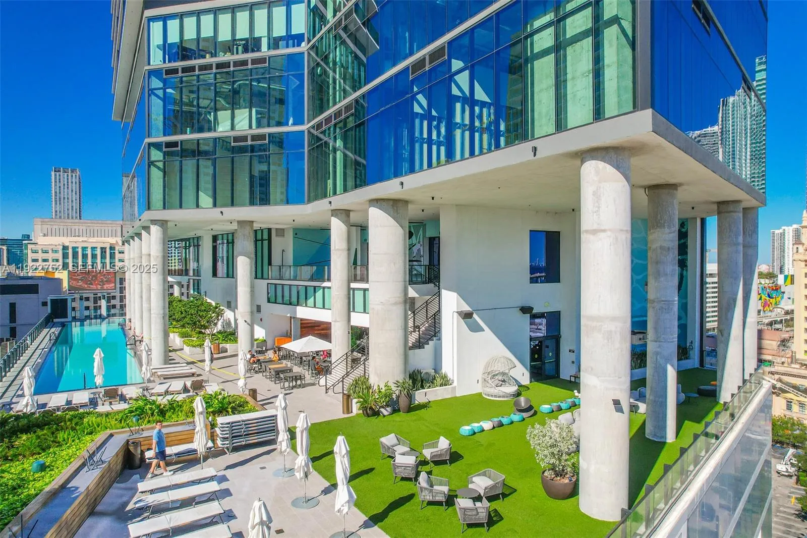 398 NE 5th St # 2319, Miami FL 33132