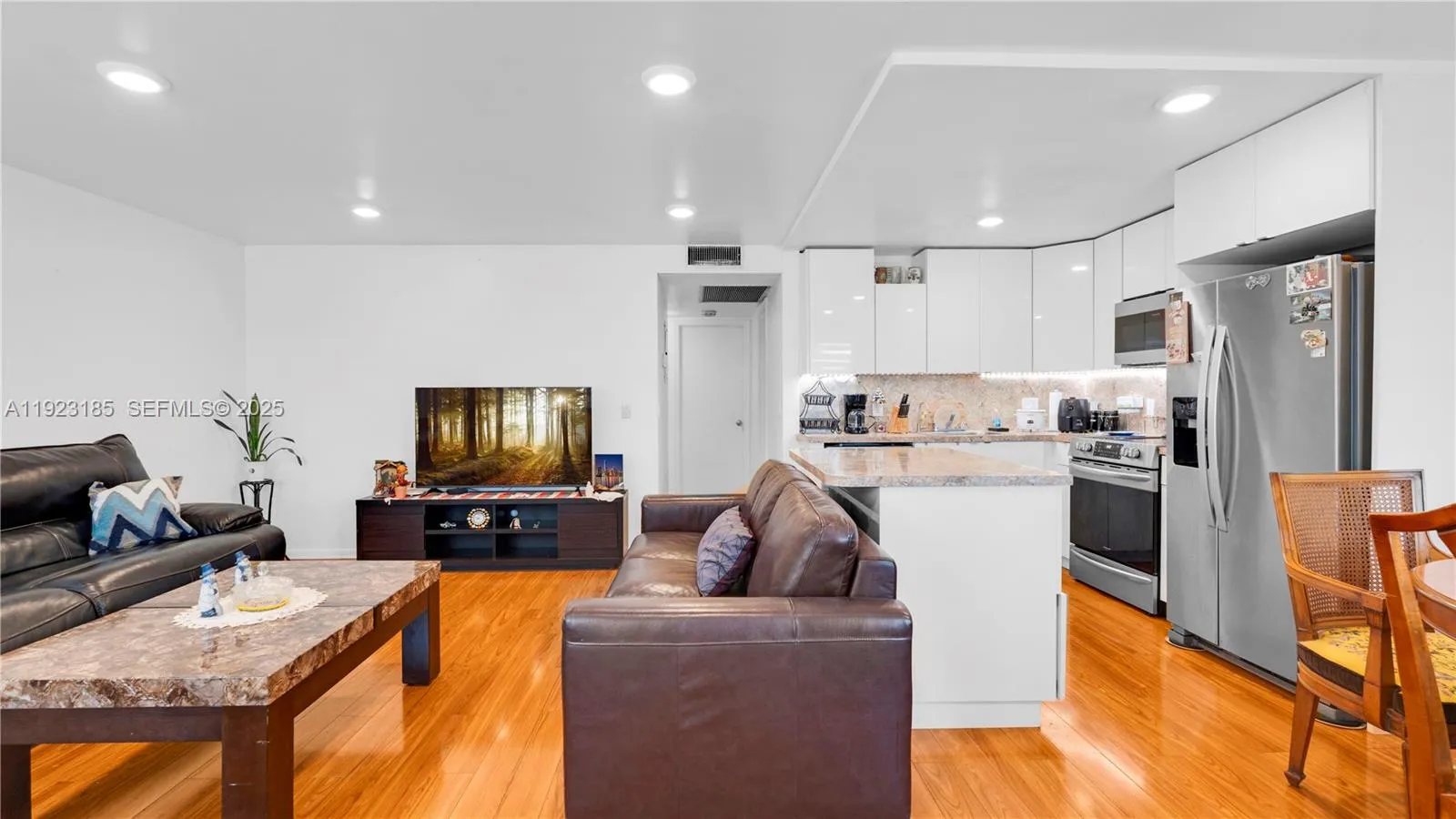 2 bedroom 1 bath for sale at 551 SW 135th Ave # 208B, Pembroke Pines FL 33027