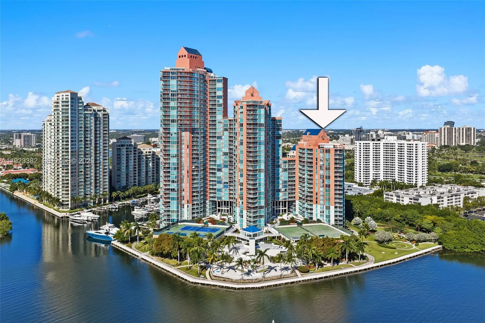 3370 Hidden Bay Dr # 2102, Aventura FL 33180