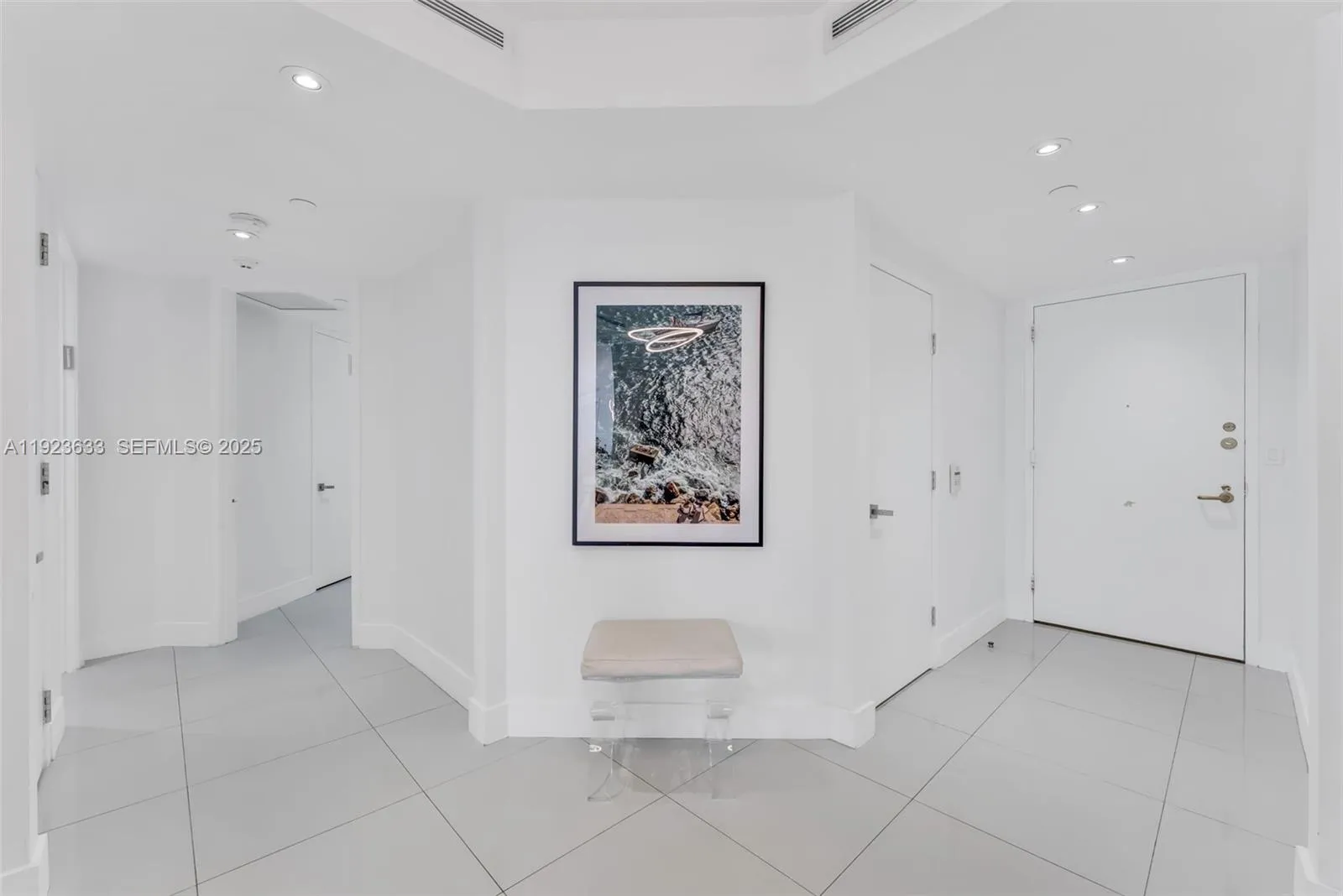 4 bedroom 3 bath for sale at 19500 Turnberry Way # 7D, Aventura FL 33180