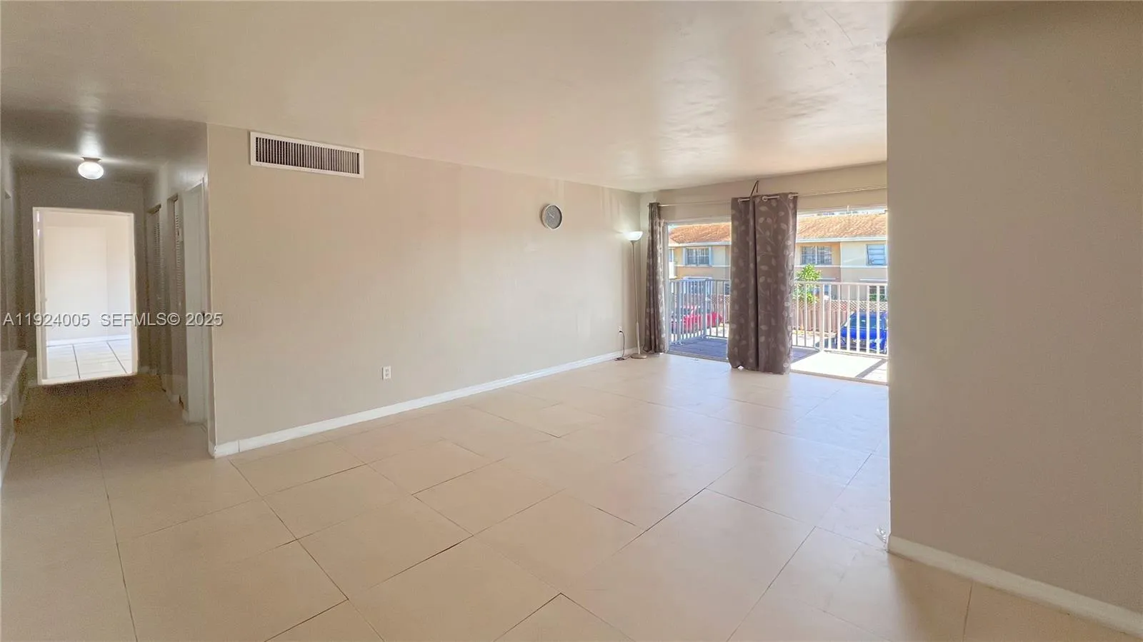 2 bedroom 2 bath for sale at 4530 NW 79th Ave # 2A, Doral FL 33166