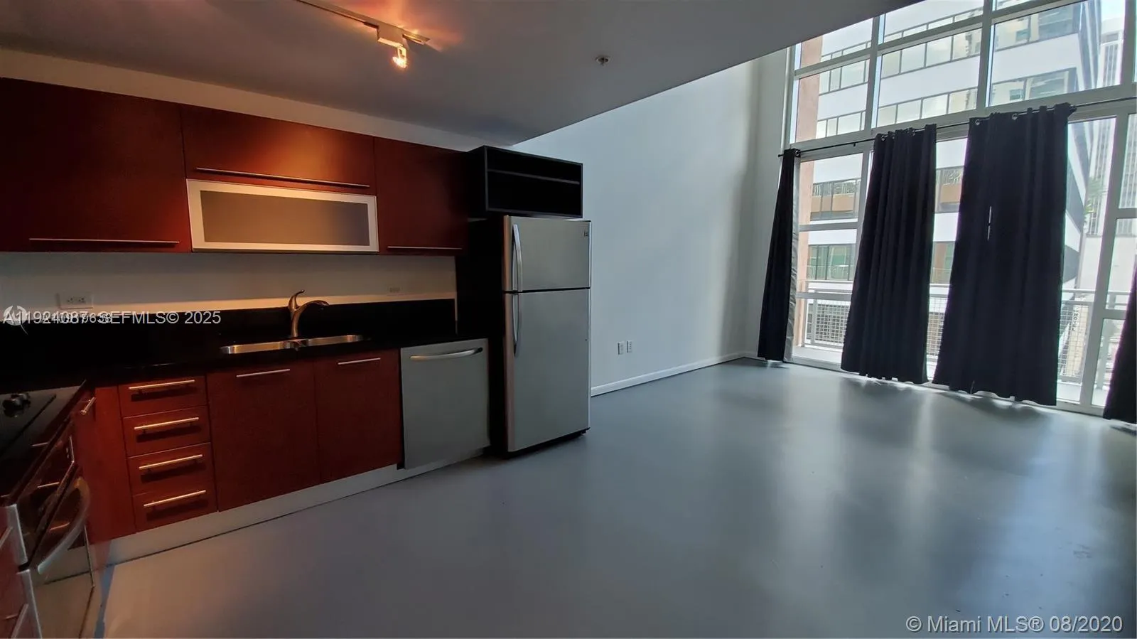 253 NE 2nd St # 622, Miami FL 33132