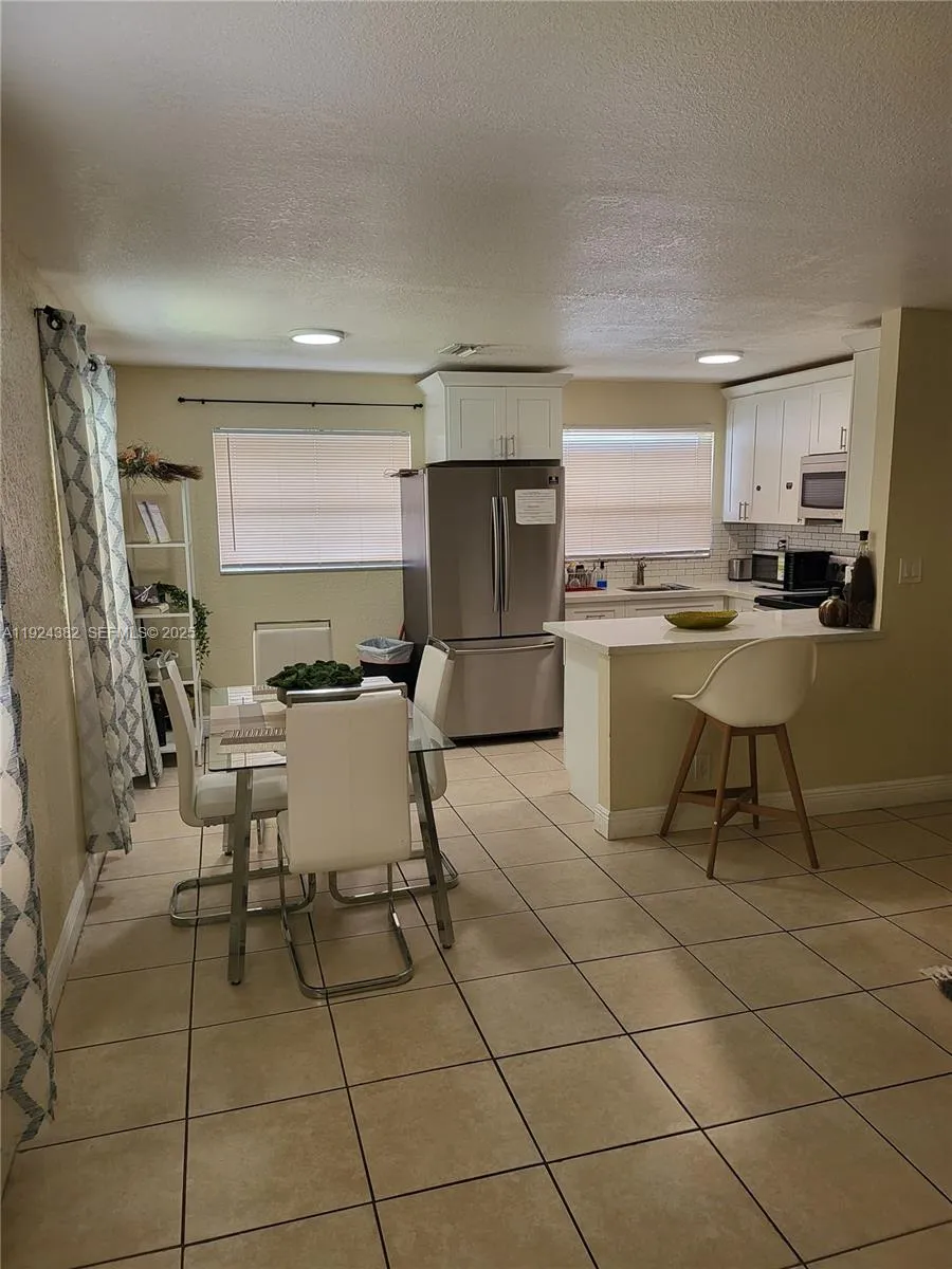 2640 NW 14th Ct, Fort Lauderdale FL 33311