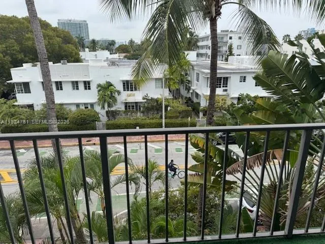 1605 Meridian Ave # 401, Miami Beach FL 33139