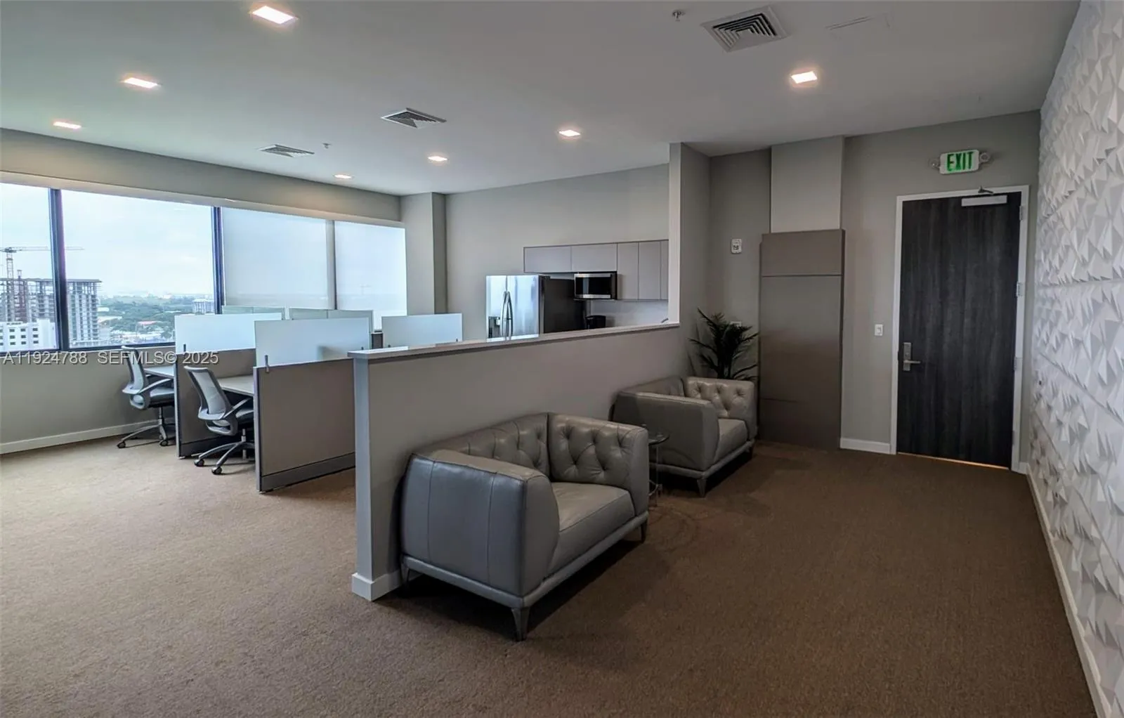 19790 W Dixie Hwy # 1002, Aventura FL 33180