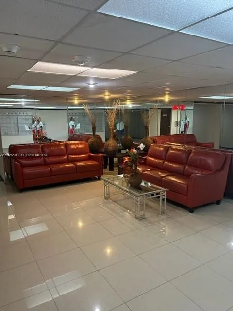 2001 Atlantic Shores Blvd # 105, Hallandale Beach FL 33009