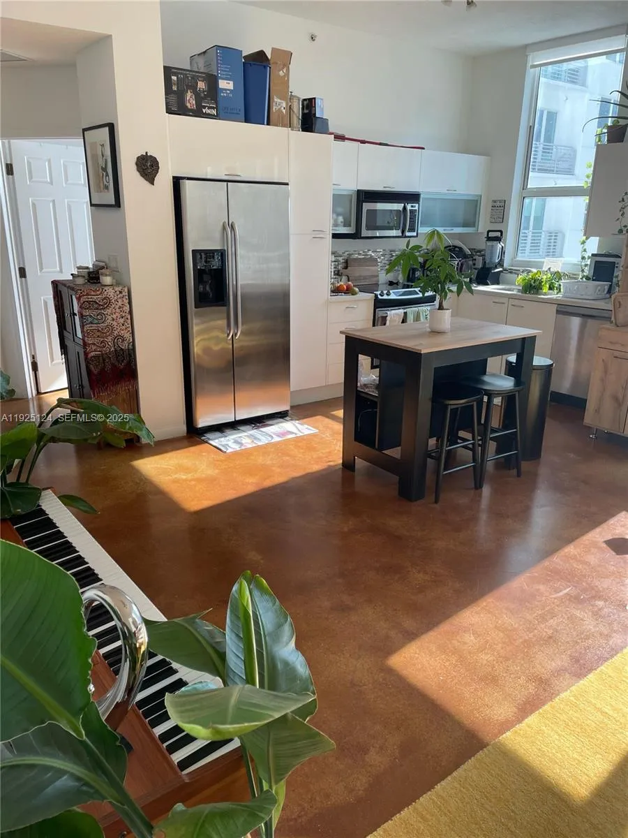 133 NE 2nd Ave # 1512, Miami FL 33132