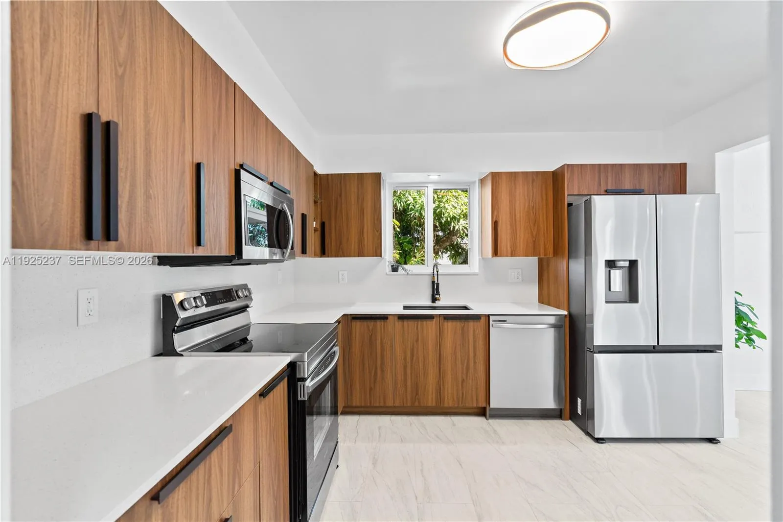 230 SW 29th Ave, Fort Lauderdale FL 33312