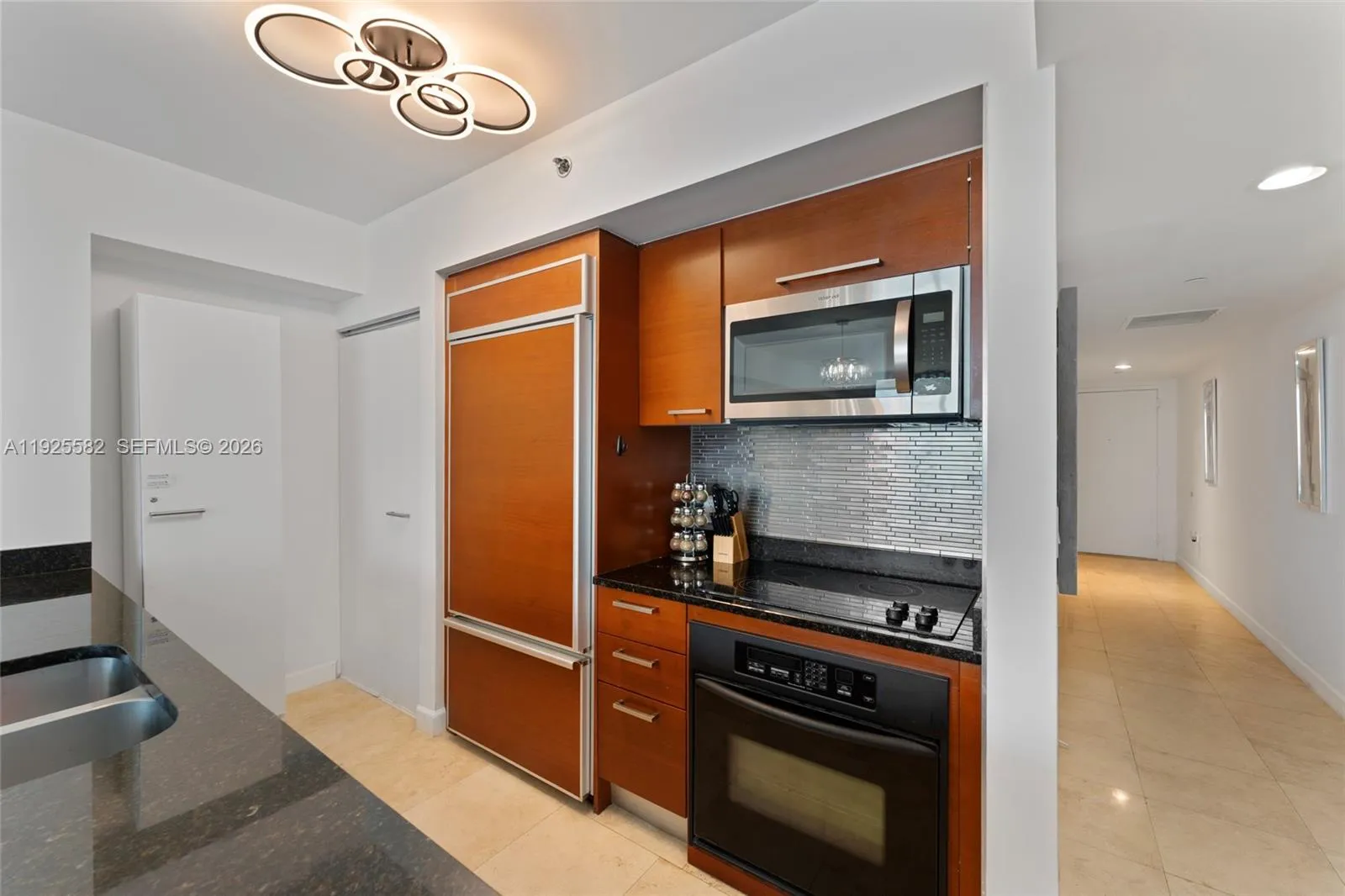 1830 S Ocean Dr # 1612, Hallandale Beach FL 33009