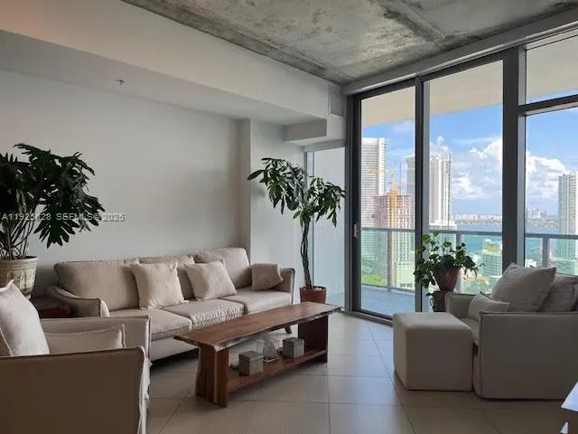 3301 NE 1st Ave # H2606, Miami FL 33137