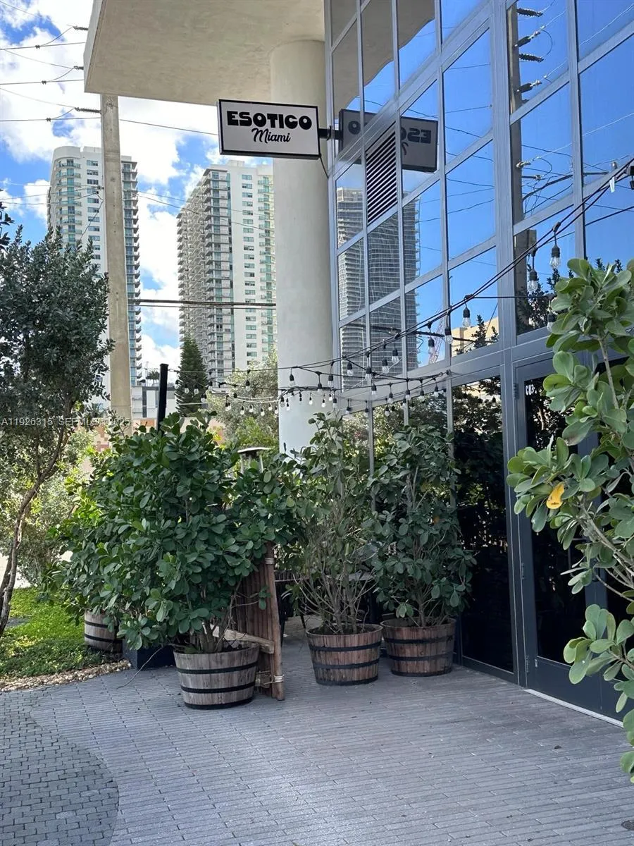 1600 NE 1st Avenue # 1011, Miami FL 33132