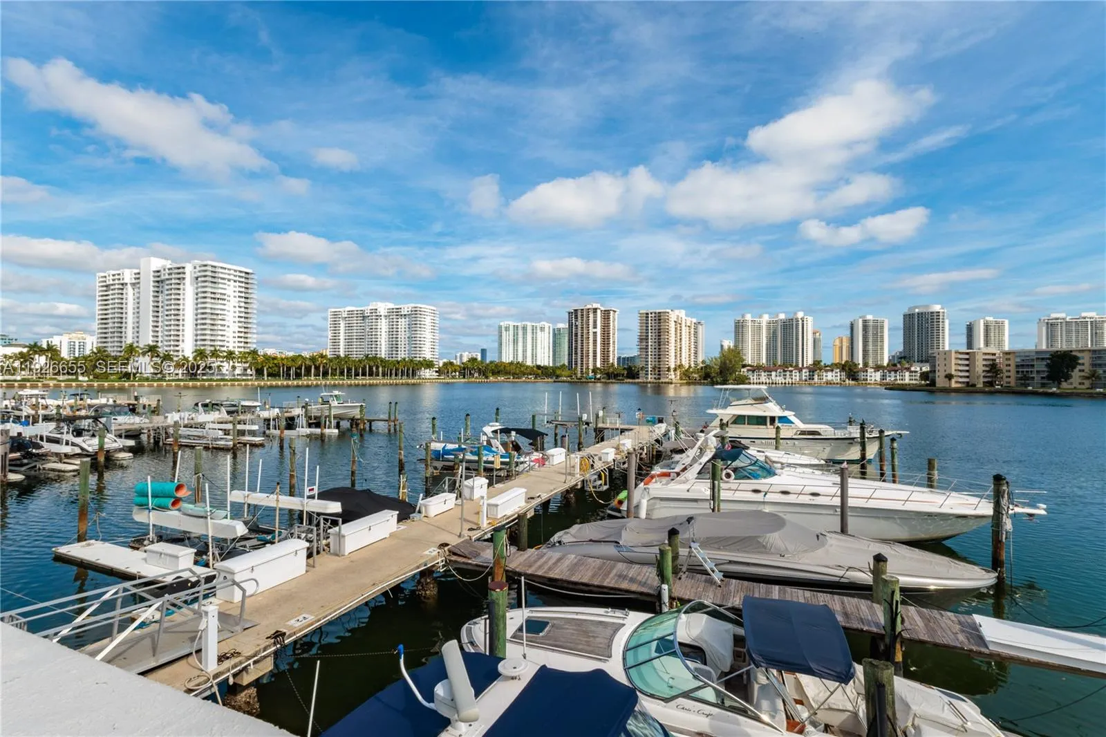 2 bedroom 2 bath for sale at 18011 Biscayne Blvd # 1501, Aventura FL 33160