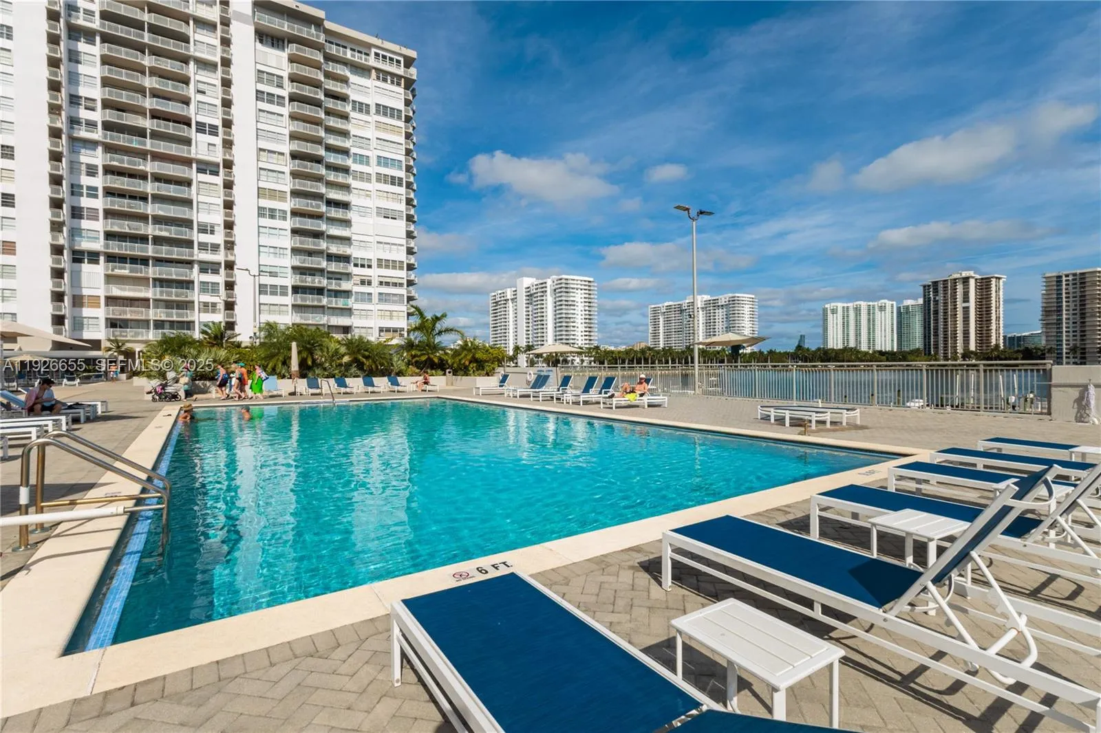 18011 Biscayne Blvd # 1501, Aventura FL 33160