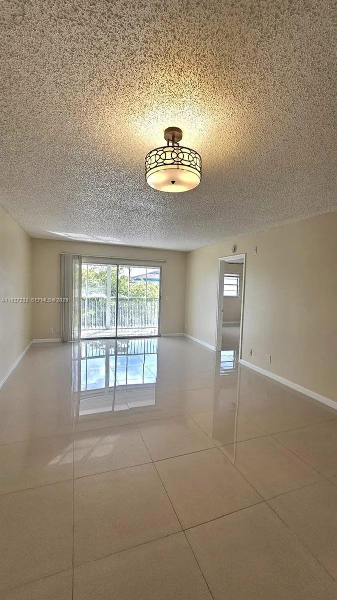 2 bedroom 2 bath for sale at 1401 SW 128th Ter # 410H, Pembroke Pines FL 33027