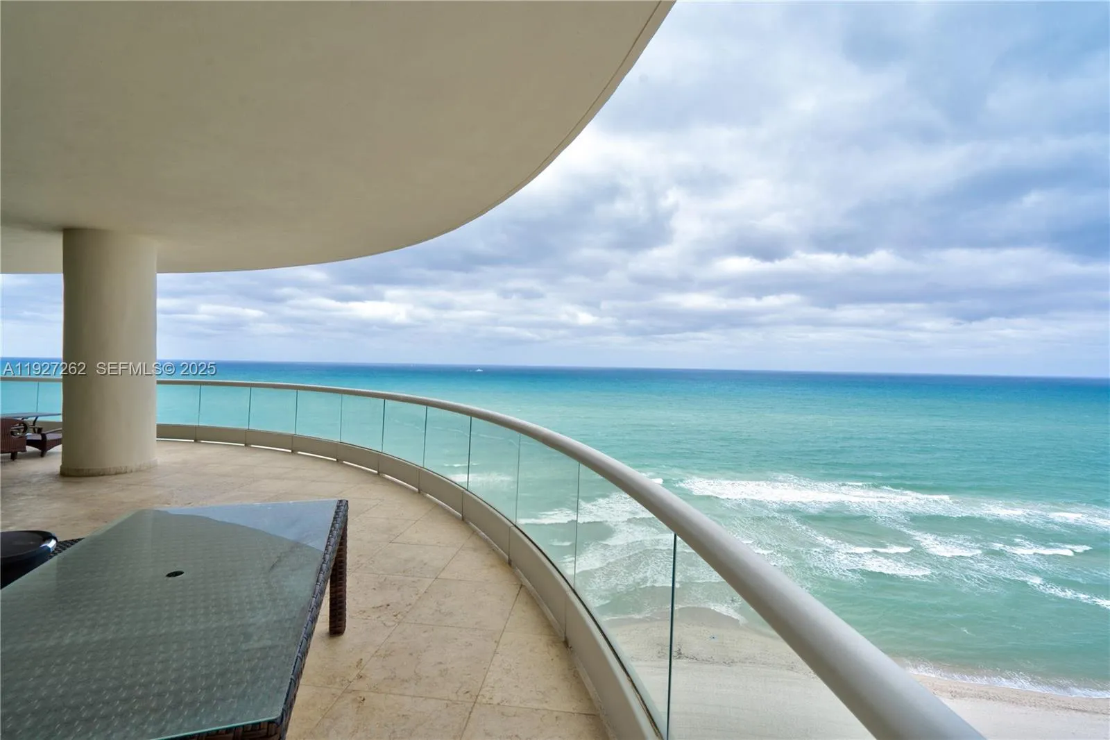 4 bedroom 6 bath for sale at 16047 Collins Ave # 1604, Sunny Isles Beach FL 33160