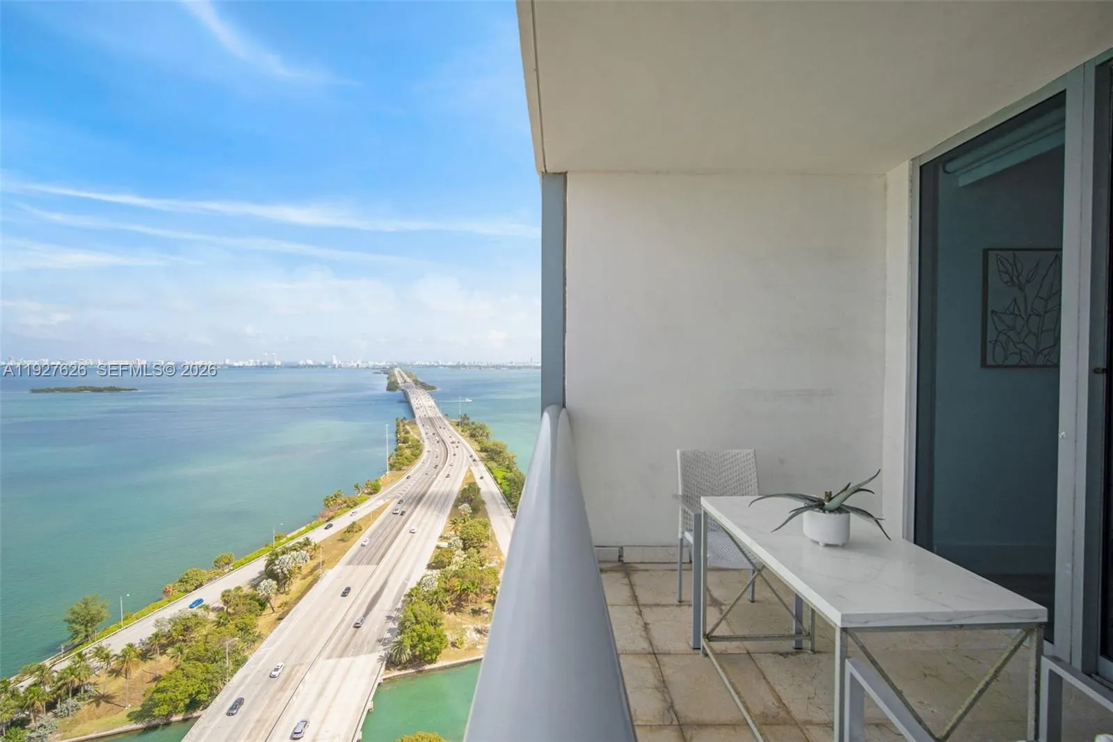 601 NE 36th St # 2707, Miami FL 33137