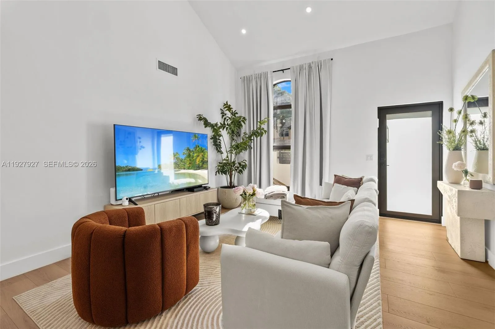 21216 Harbor Way # 15, Aventura FL 33180