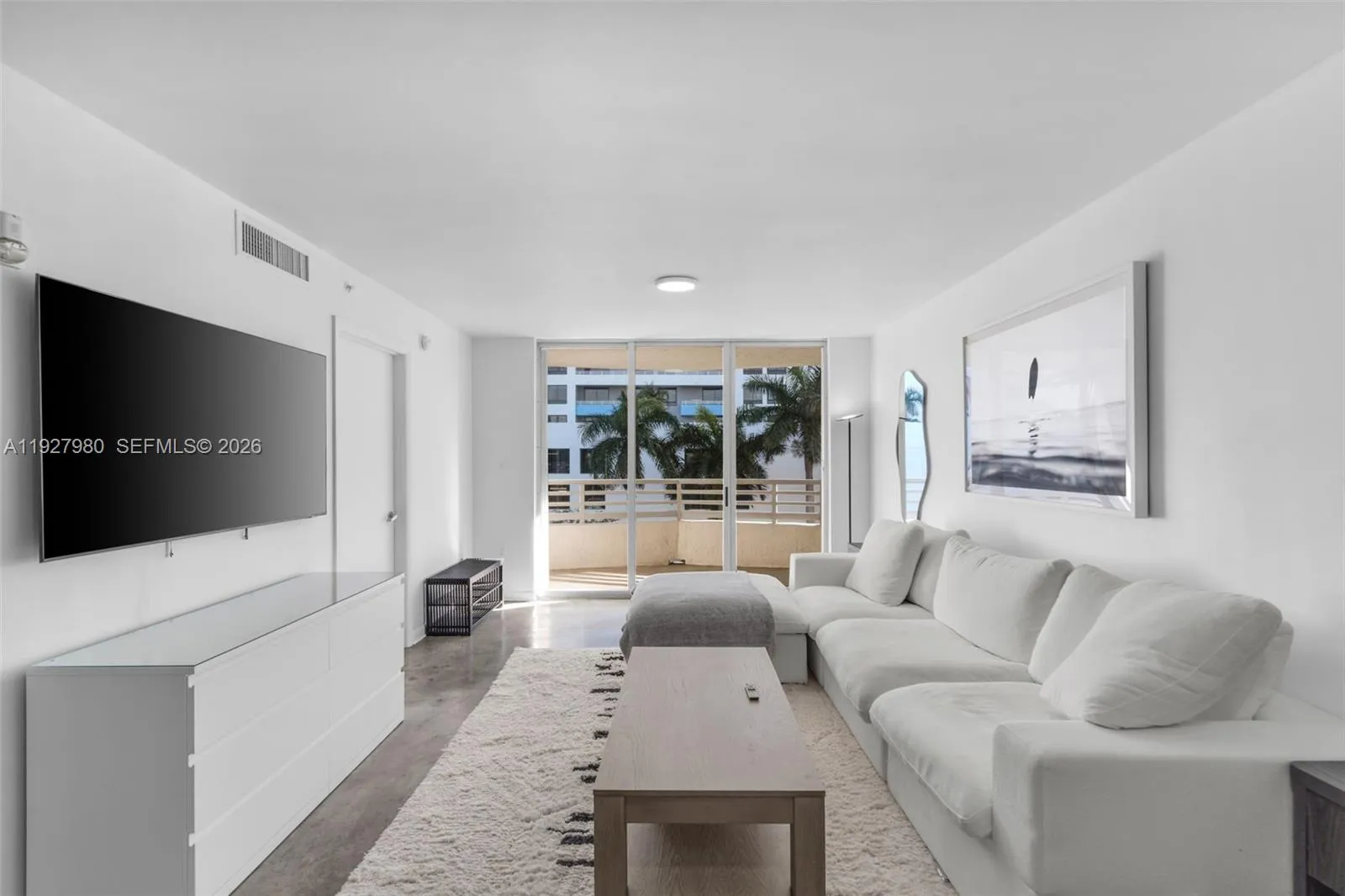 1401 Bay Rd # 405, Miami Beach FL 33139