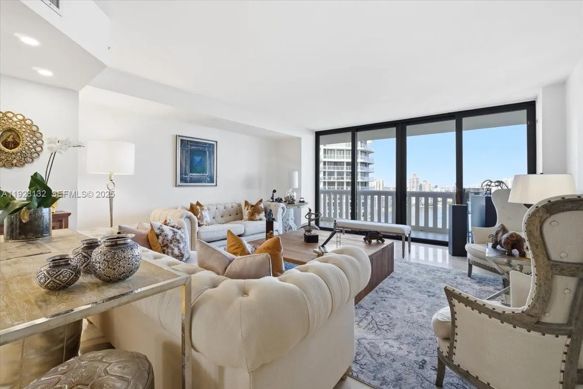 3000 Island Blvd # 2802, Aventura FL 33160