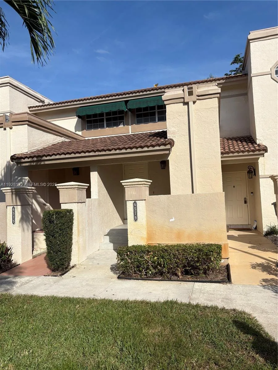 6579 Via Regina # 6, Boca Raton FL 33433
