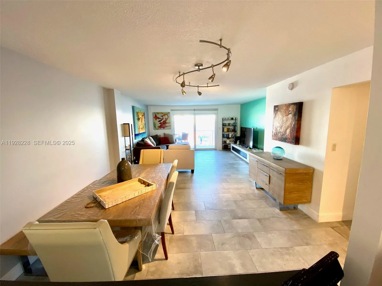 400 Golden Isles Dr # 6, Hallandale Beach FL 33009