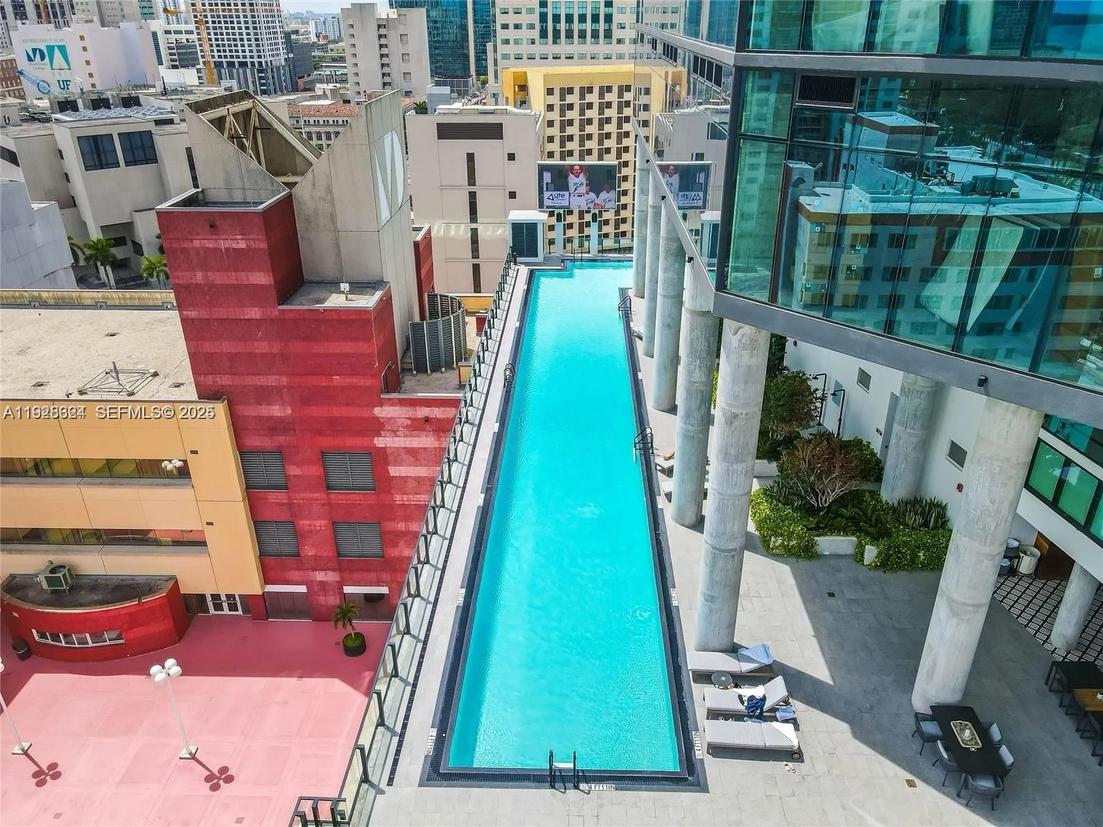 398 NE 5th St # 2414, Miami FL 33132