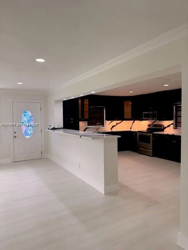 4529 SW 24th St, Fort Lauderdale FL 33317