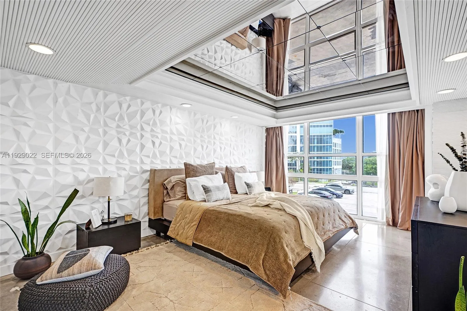 600 NE 36th St # 218, Miami FL 33137