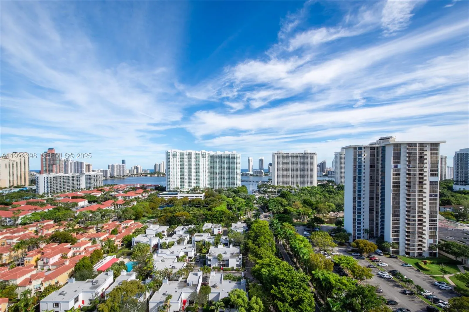 2851 NE 183rd St, Aventura FL 33160