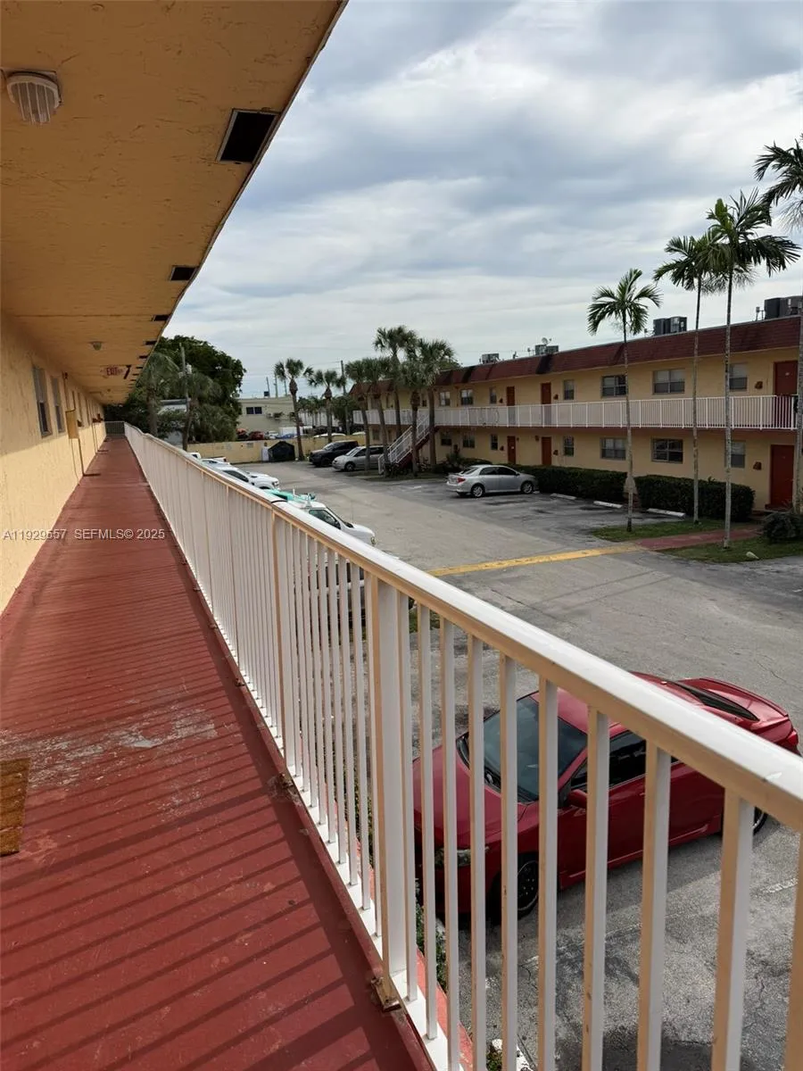 850 E Commercial Blvd # 234D, Oakland Park FL 33334