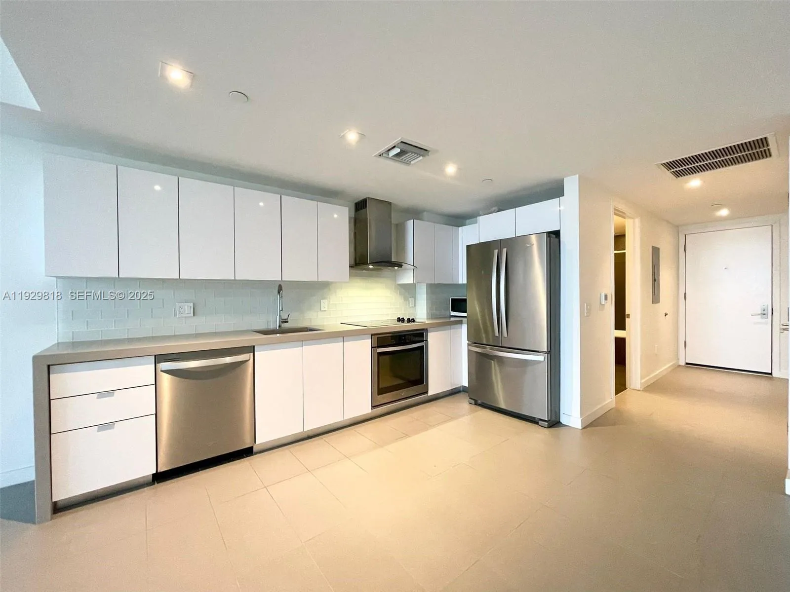 1600 NE 1st Ave # 3202, Miami FL 33132