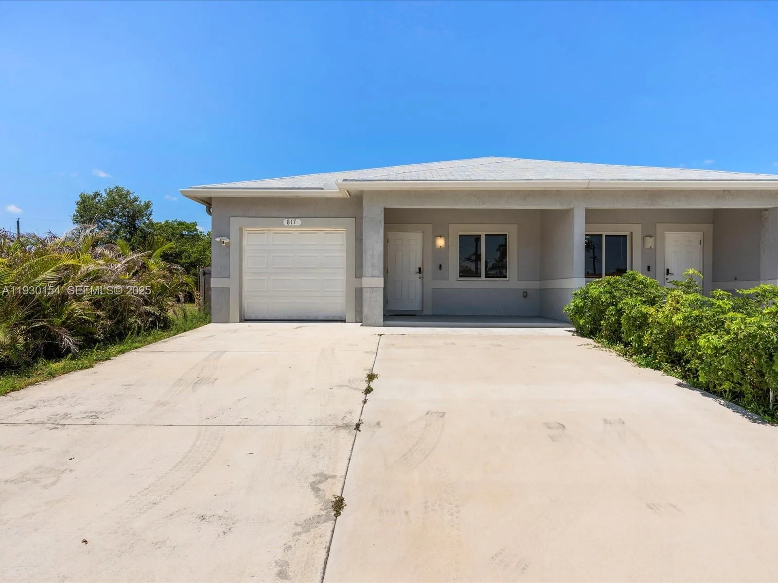 817-819 NW 1st Ave, Fort Lauderdale FL 33311