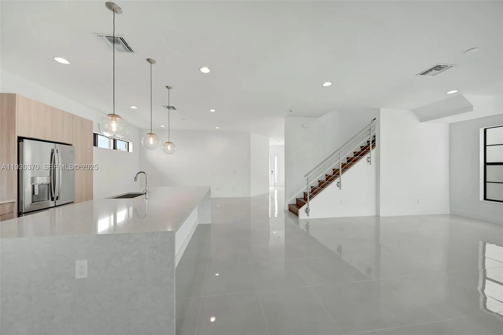 1427 SW 23rd St, Fort Lauderdale FL 33315