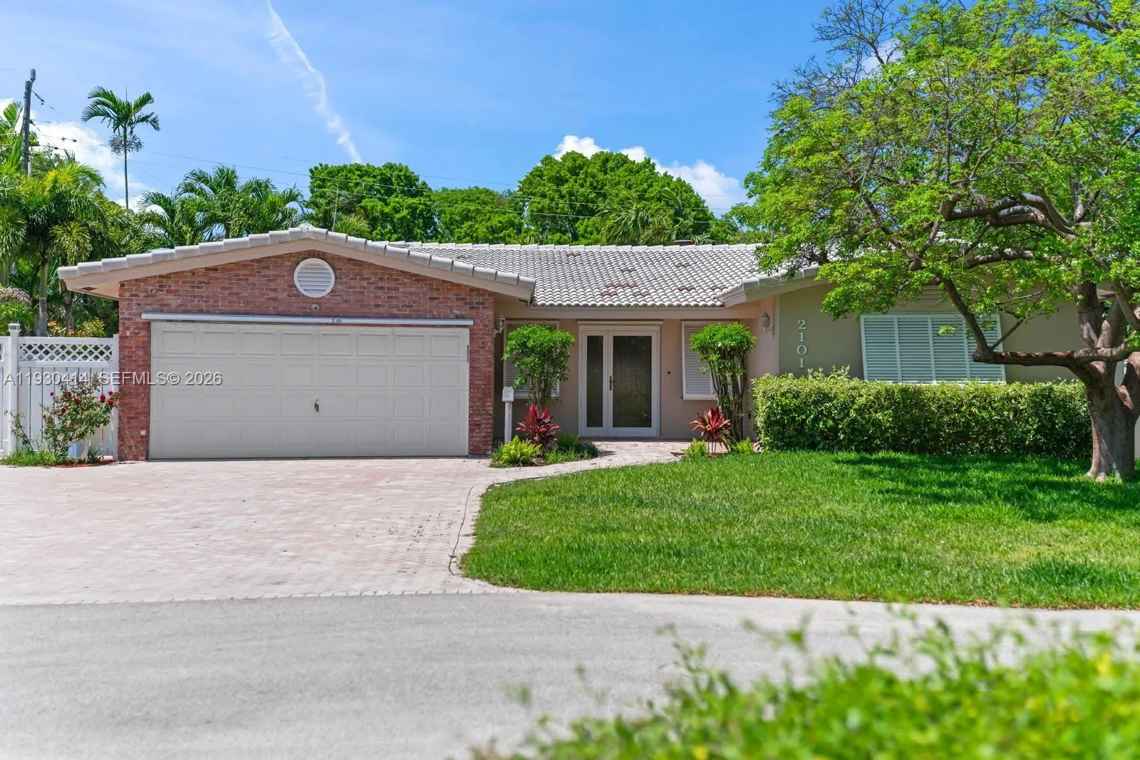 2101 NE 54th Ct, Fort Lauderdale FL 33308