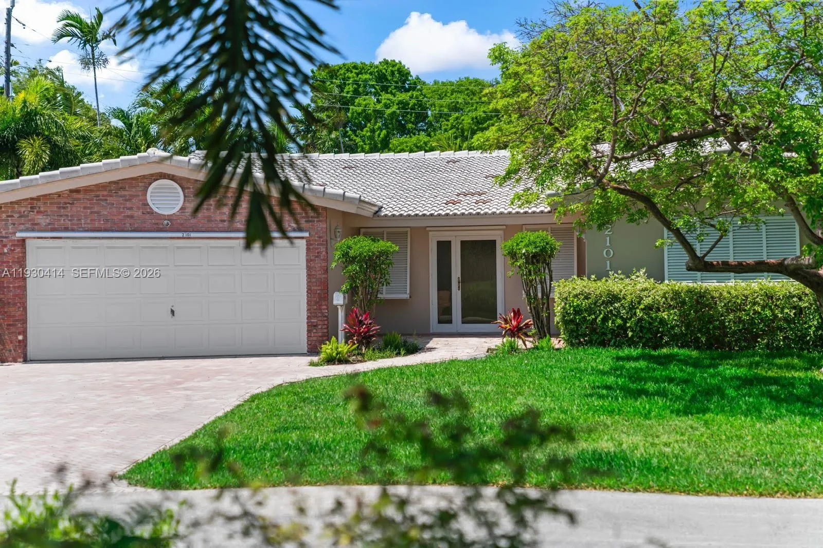 2101 NE 54th Ct, Fort Lauderdale FL 33308